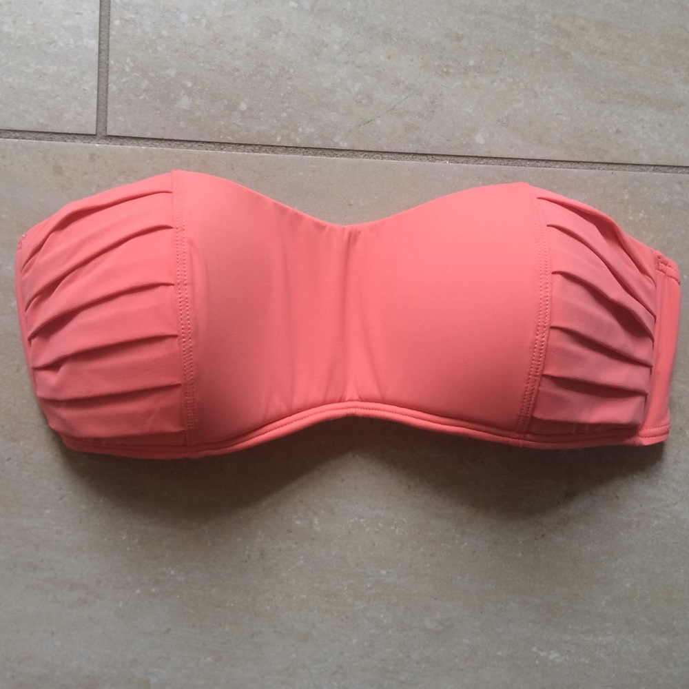Tommy Bahama peach/pink bikini top